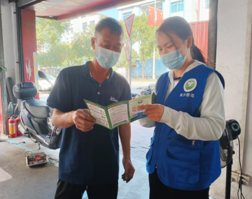 阜沙鎮(zhèn)禁毒信息〔2022〕第252期--【禁毒攻堅】“抗疫防毒你我他，健康社區(qū)靠大家”-阜沙開展禁毒